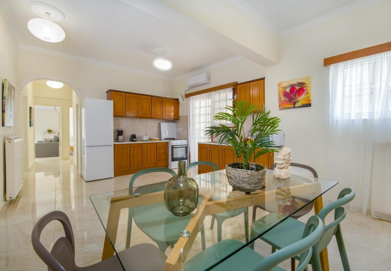 Center Manolia Dream 3 Bedroom Apartment 100M Away From The Beach La Canea Exterior foto